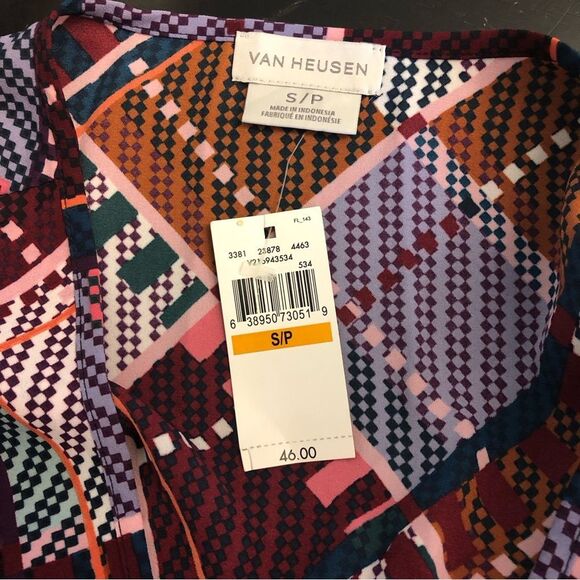 Van Heusen sleeveless blouse new with tags size small - Picture 5 of 6